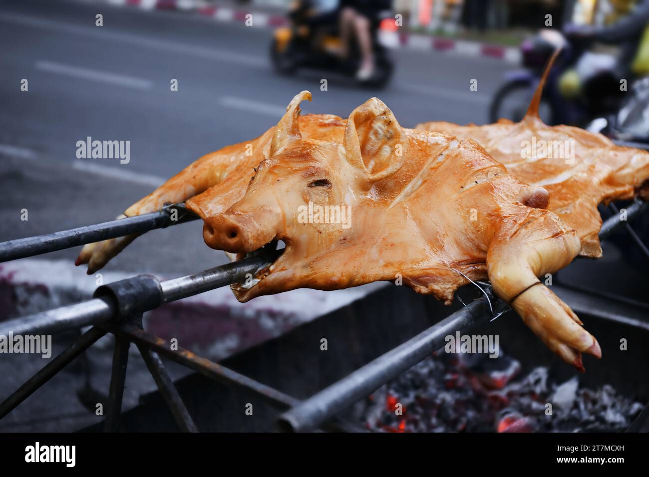 Roasted pig festival hi-res stock photography and images - Page 2 - Alamy