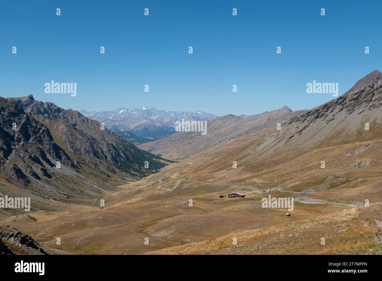 Col agnel france and italy hi-res stock photography and images - Alamy