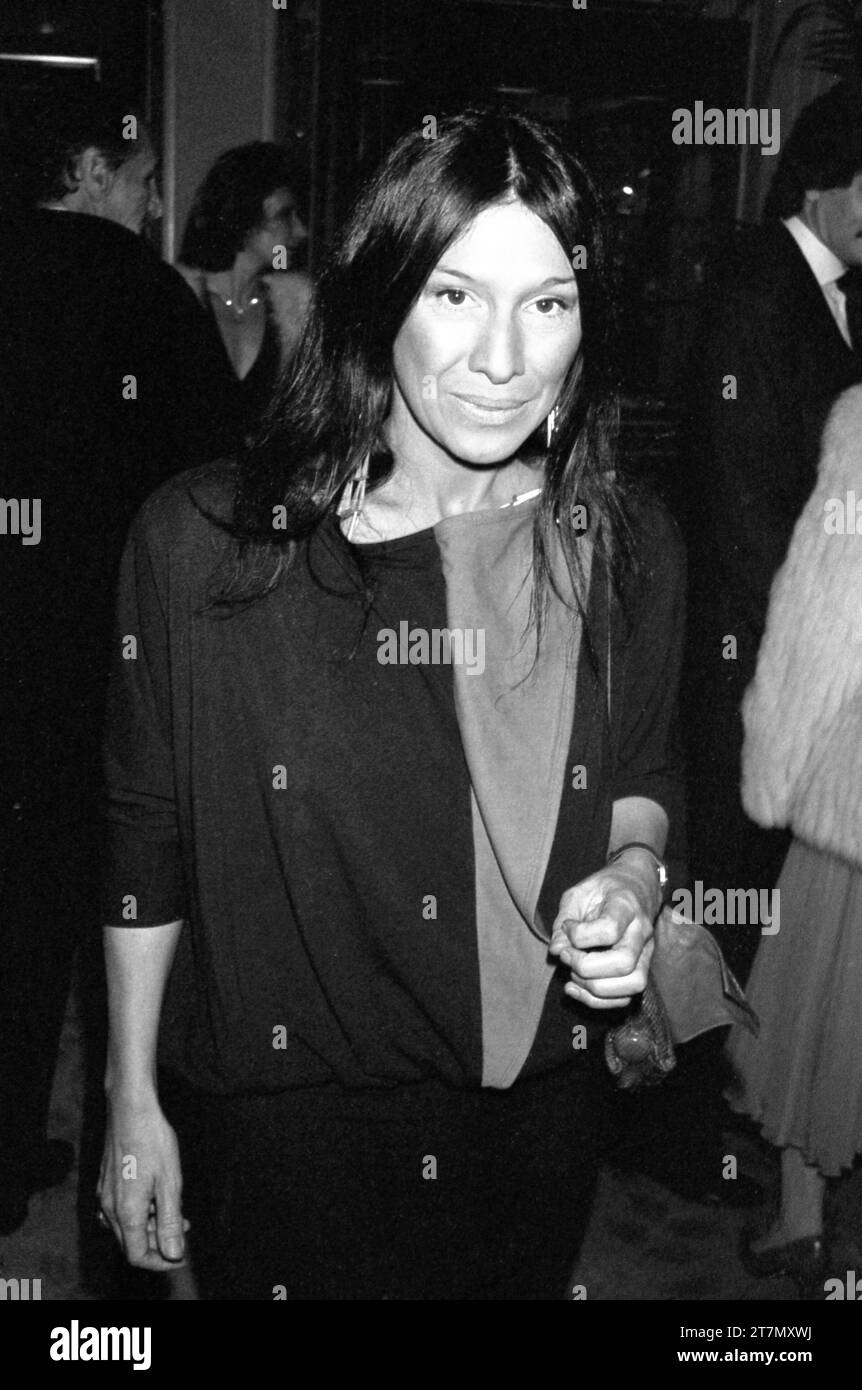 **FILE PHOTO** Buffy SainteMarie's Indigenous Roots In Question. Buffy