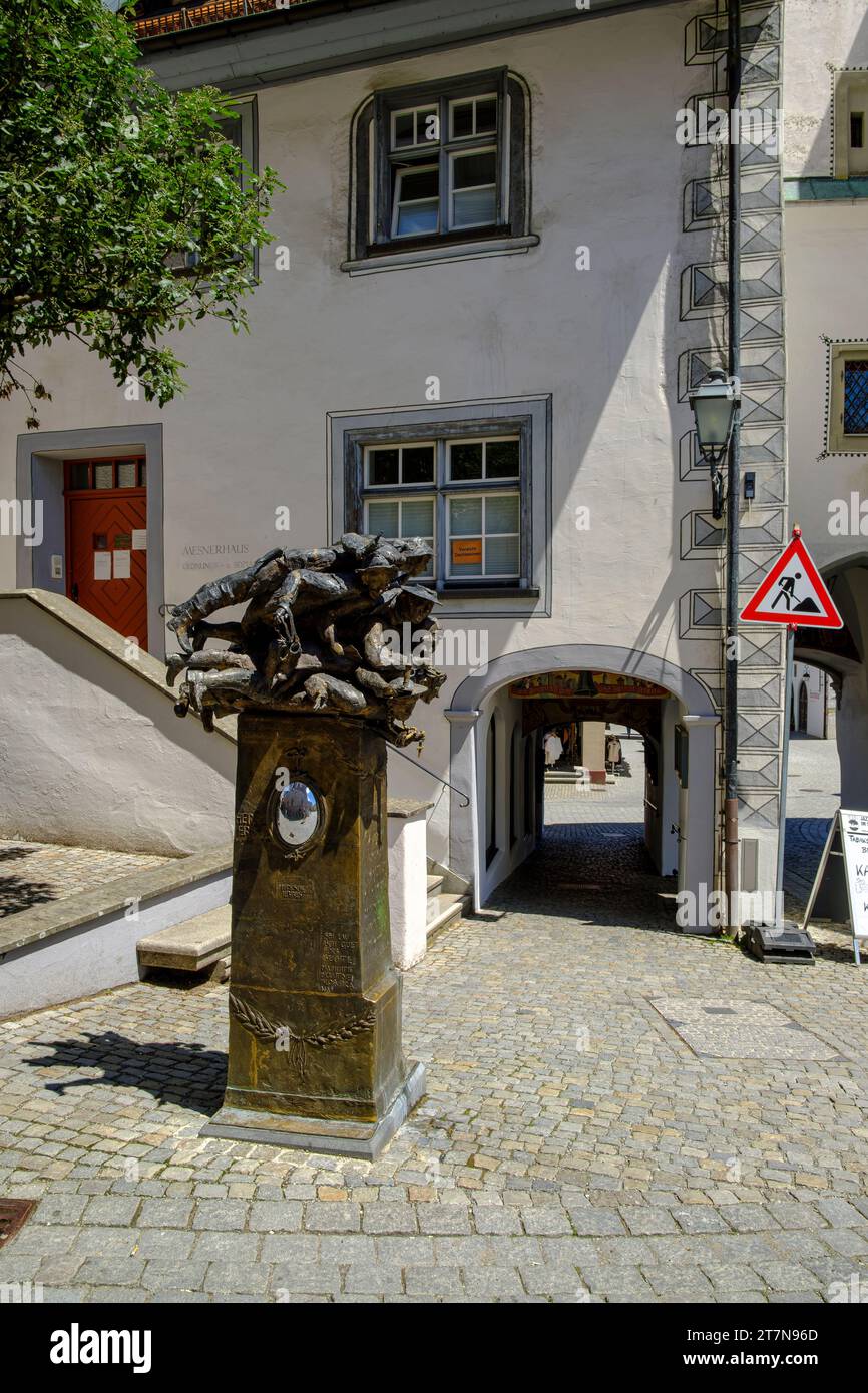 Spitting fountain with sculpture group 'Die verdruckten Allgäuer' by Joseph Michael Neustifter in the Old Town of Wangen, Upper Swabia, Germany. Stock Photo