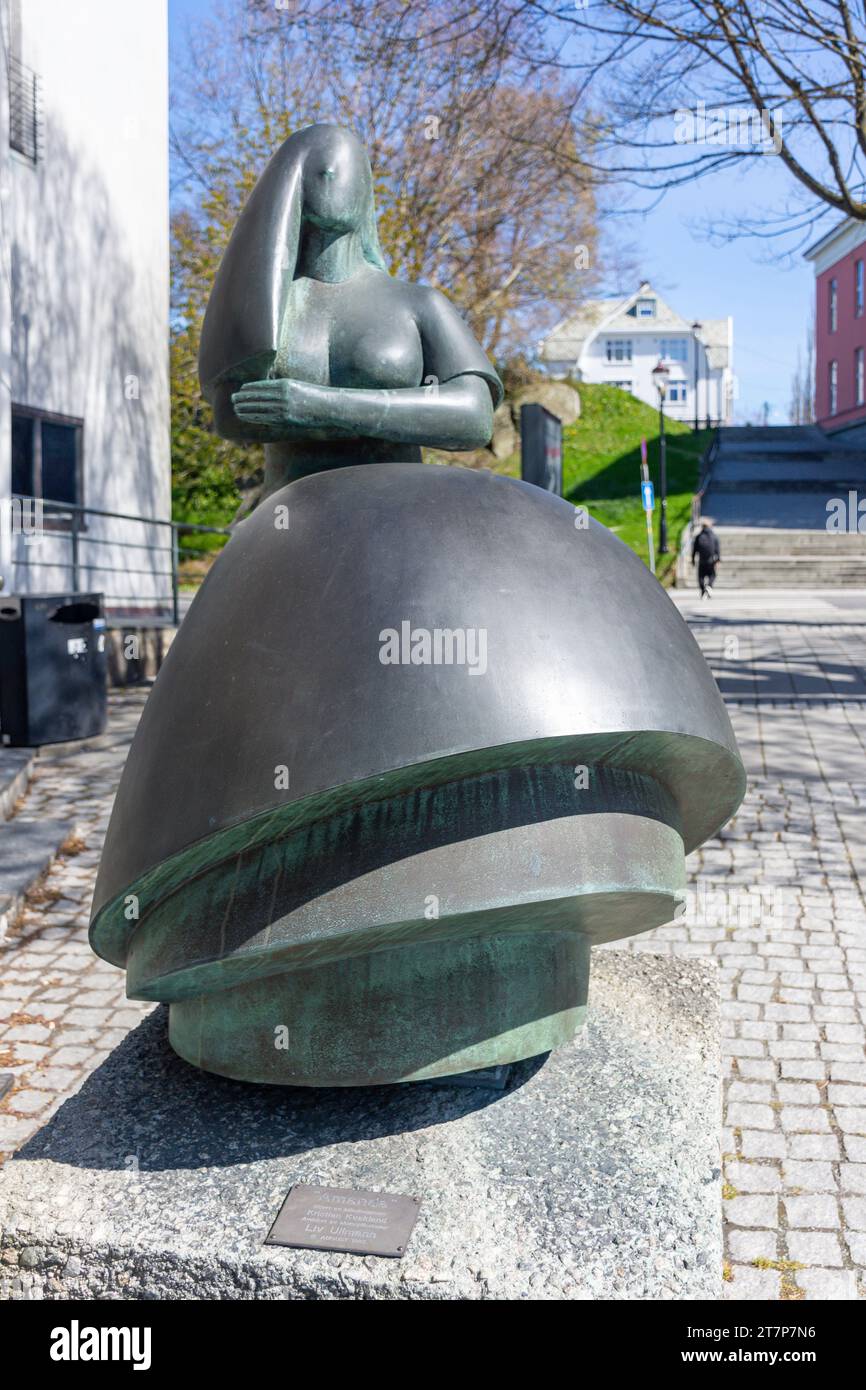 The Amanda Award (Amandaprisen) sculpture, Festiviteten Haugesund Theater, Knut Knutsen, Haugesund, Rogaland County, Norway Stock Photo