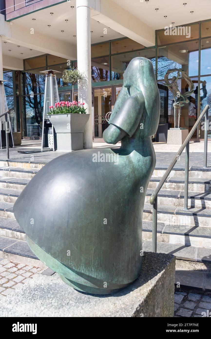 The Amanda Award (Amandaprisen) sculpture, Festiviteten Haugesund Theater, Knut Knutsen, Haugesund, Rogaland County, Norway Stock Photo