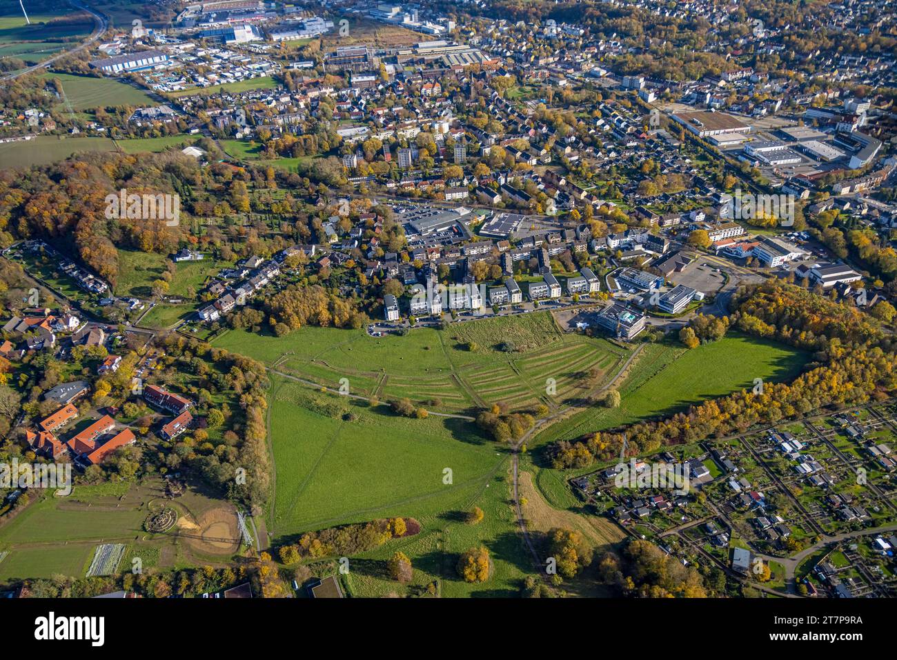 Hof und gartenanlage hires stock photography and images Alamy