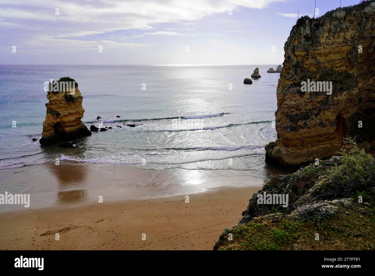 Rocky coast, Praia de Dona Ana, Lagos, Algarve, Potugal Stock Photo