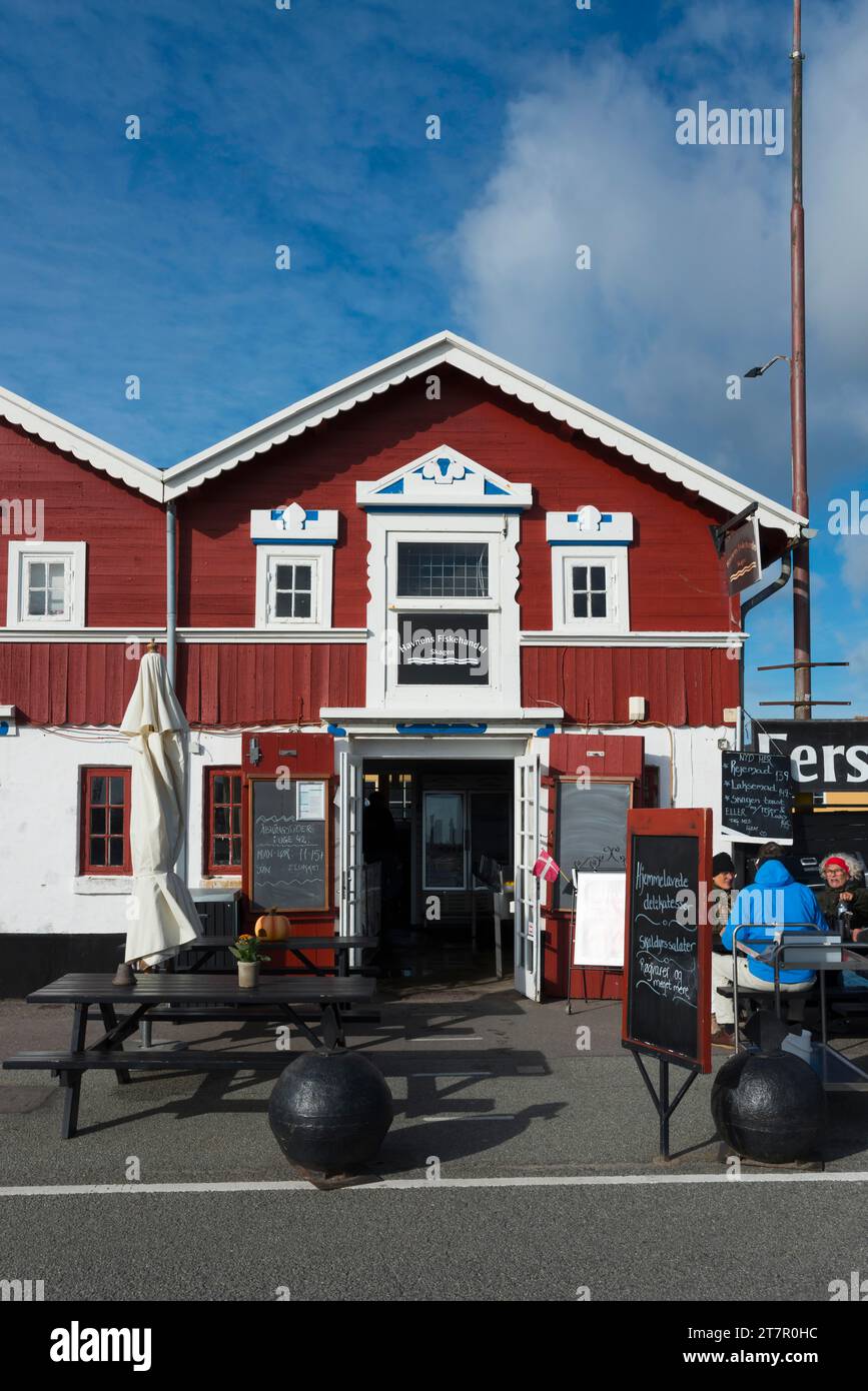 Fish shop and fish restaurant by the harbour, Skagen, North Jutland