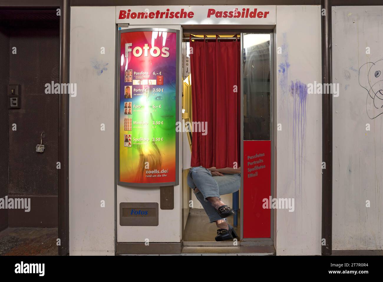 Vending machine for passport photos in a public department stores', Nuremberg, Middle Franconia, Bavaria, Germany Stock Photo