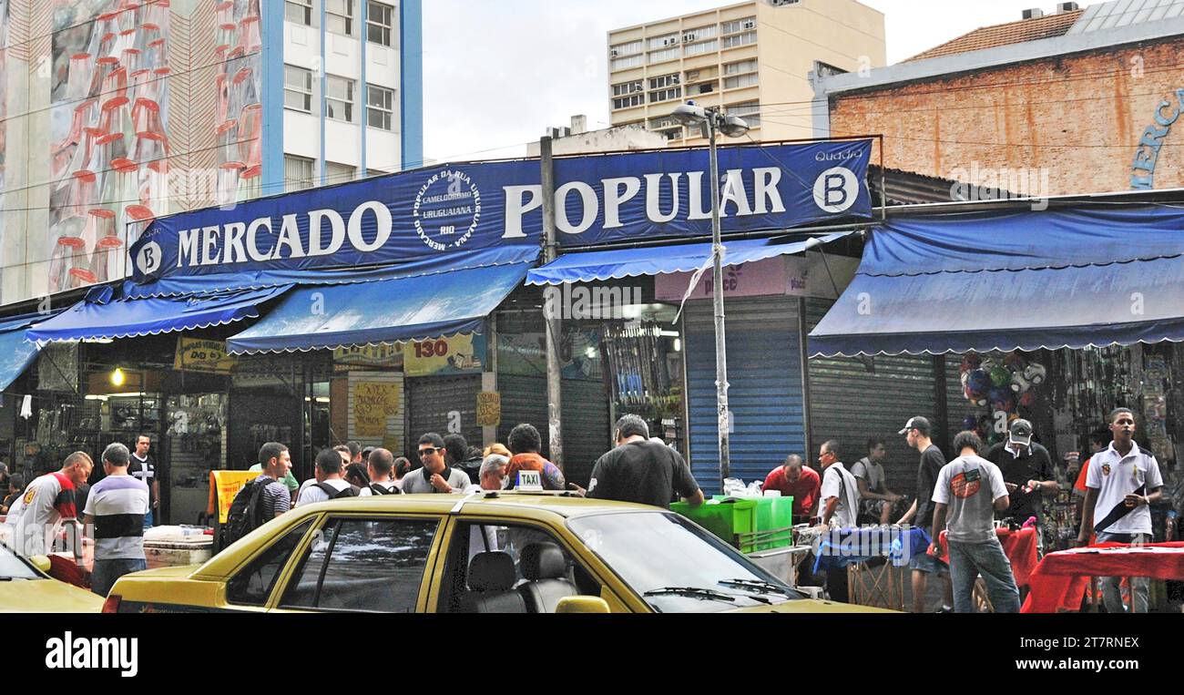 Mercado popular hi-res stock photography and images - Alamy