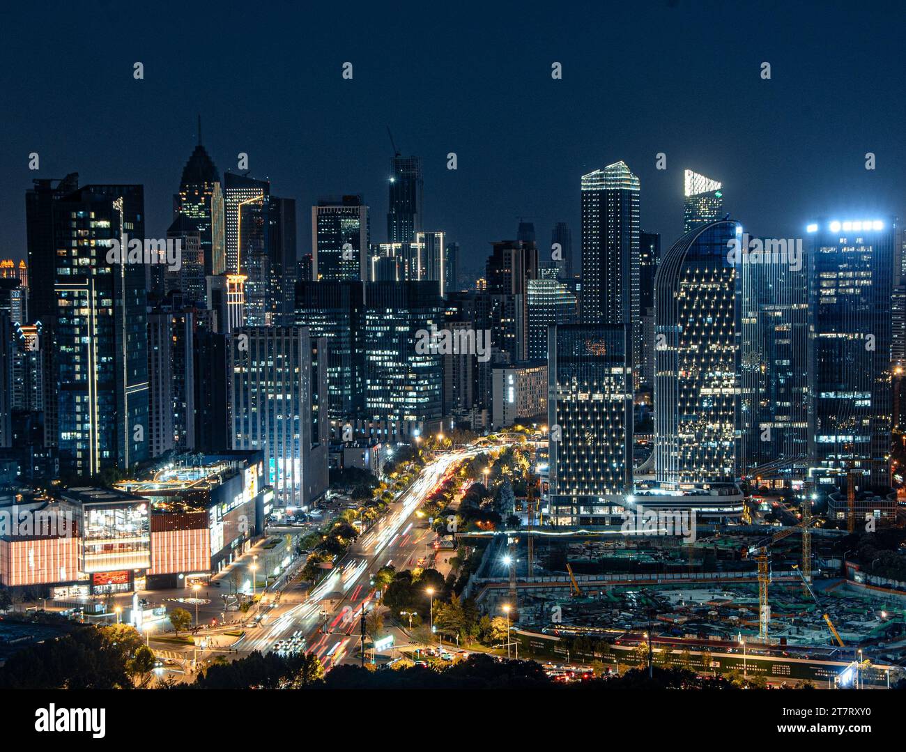 Captivating dynamic night view bustling hi-res stock photography and ...