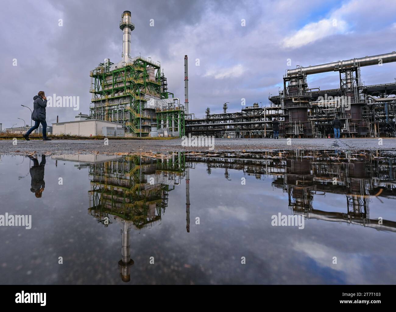 Pck Raffierie Gdansk raffinerie hi-res stock photography and images - Alamy