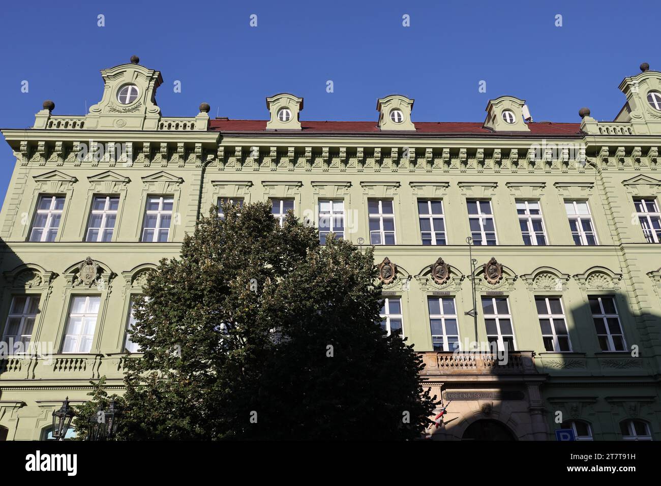 Characteristic building of the city of Prague Stock Photo - Alamy