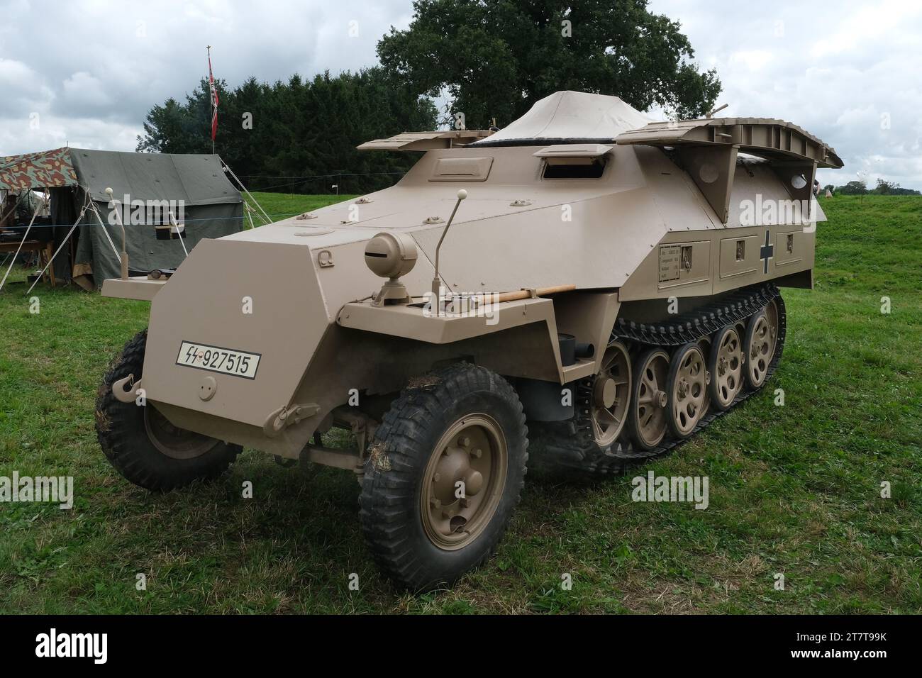 Sd kfz 251 half track hi-res stock photography and images - Alamy