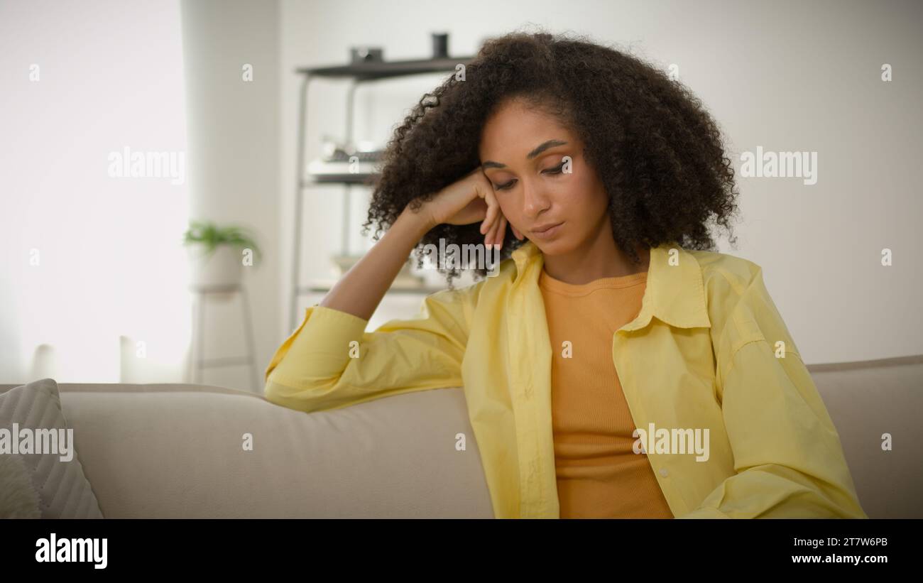 Sad african american girl hi-res stock photography and images - Alamy