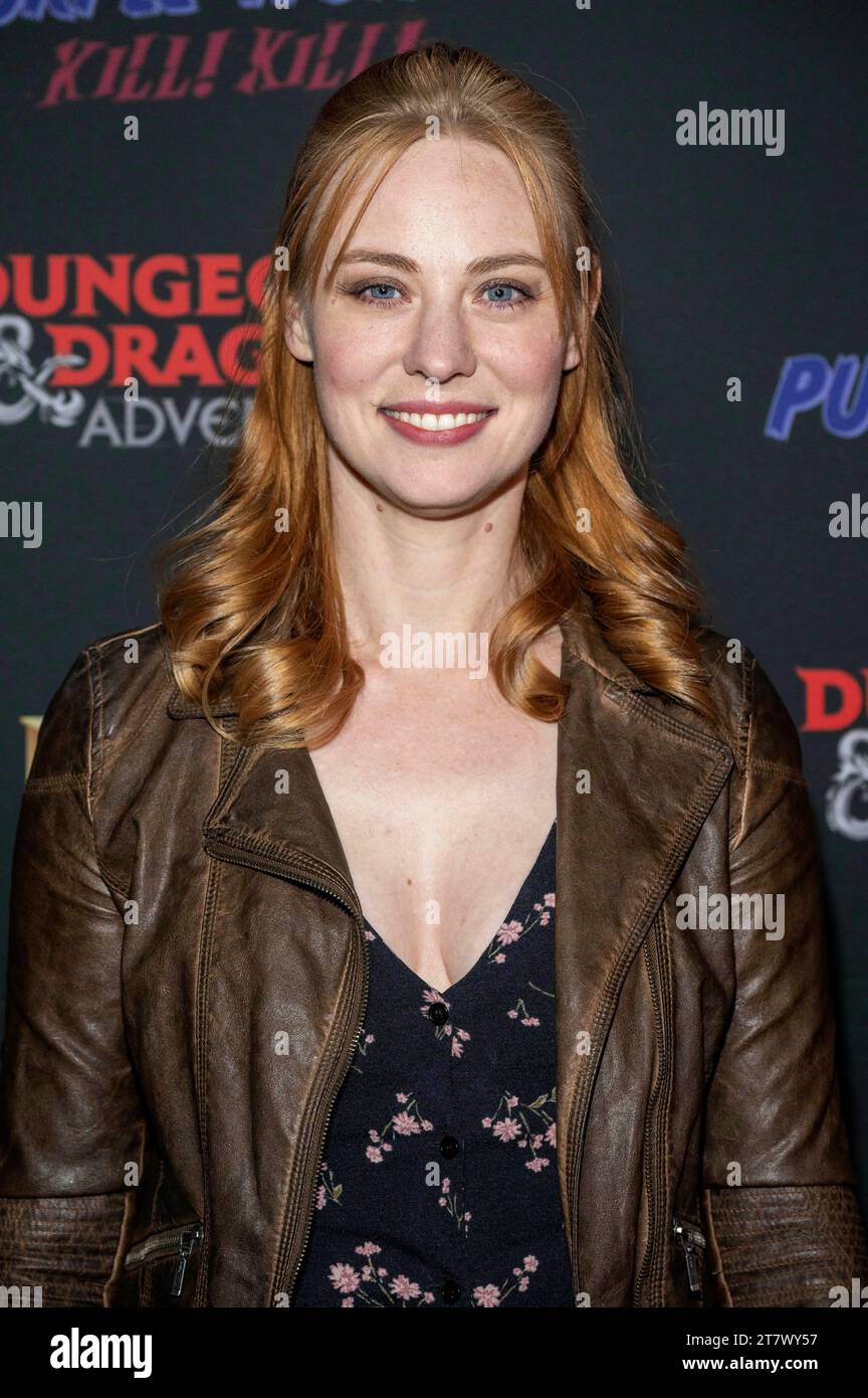Deborah Ann Woll Beim Screening Der Streaming Game Show Dungeons And Deborah Ann Woll Beim Screening Der Streaming Game Show Dungeons And