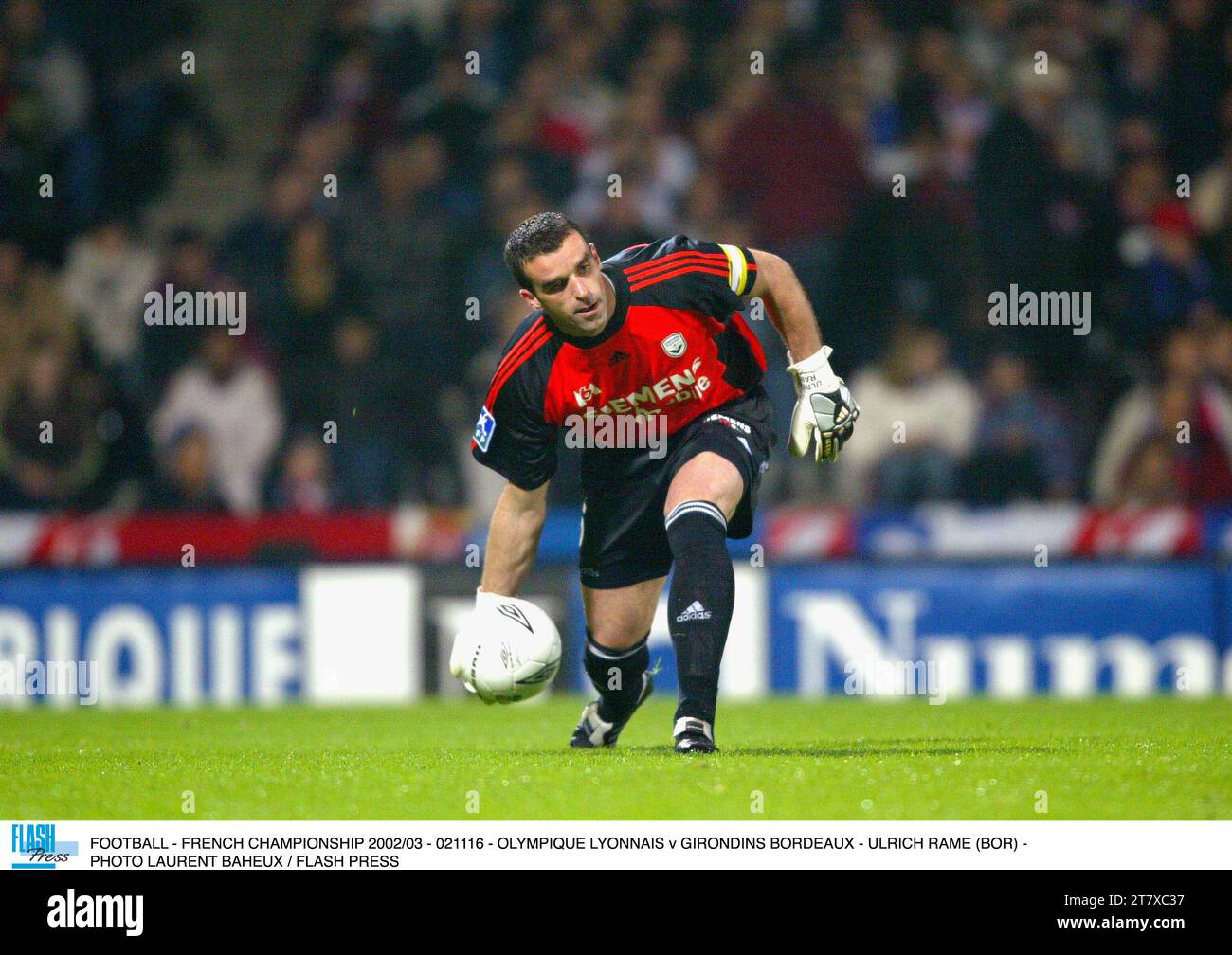 Torpoint Rame Football FOOTBALL - FRENCH CHAMPIONSHIP 2002/03 - 021116 - OLYMPIQUE LYONNAIS v ...