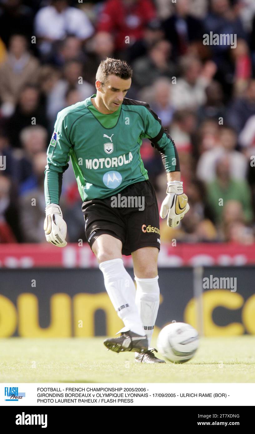 Sticker 29: Ulrich Ramé - Panini FC Girondins de Bordeaux 2000-2001