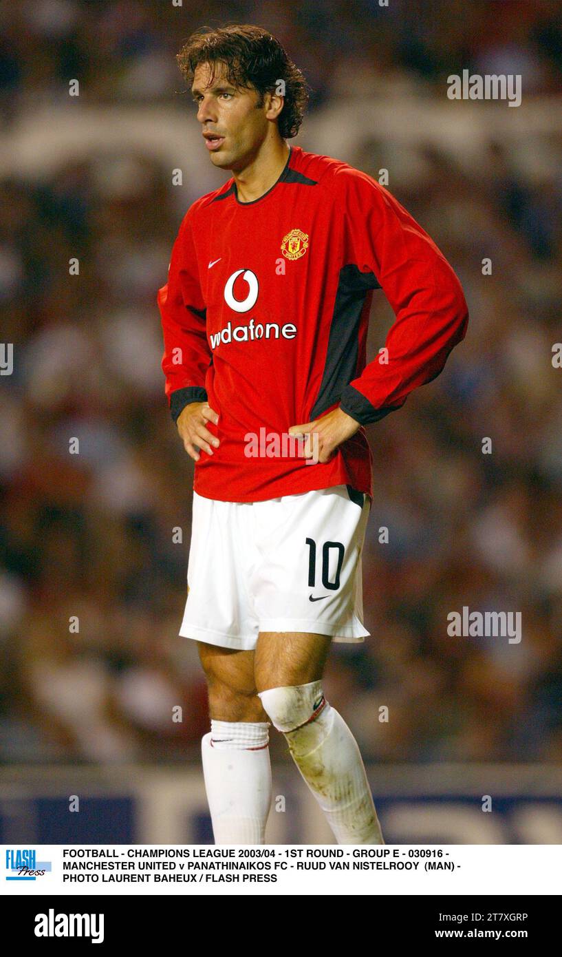 FOOTBALL - CHAMPIONS LEAGUE 2003/04 - 1ST ROUND - GROUP E - 030916 - MANCHESTER UNITED v PANATHINAIKOS FC - RUUD VAN NISTELROOY (MAN) - PHOTO LAURENT BAHEUX / FLASH PRESS Stock Photo