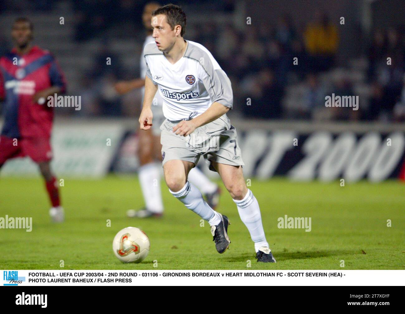FOOTBALL - UEFA CUP 2003/04 - 2ND ROUND - 031106 - GIRONDINS BORDEAUX v HEART MIDLOTHIAN FC - SCOTT SEVERIN (HEA) - PHOTO LAURENT BAHEUX / FLASH PRESS Stock Photo