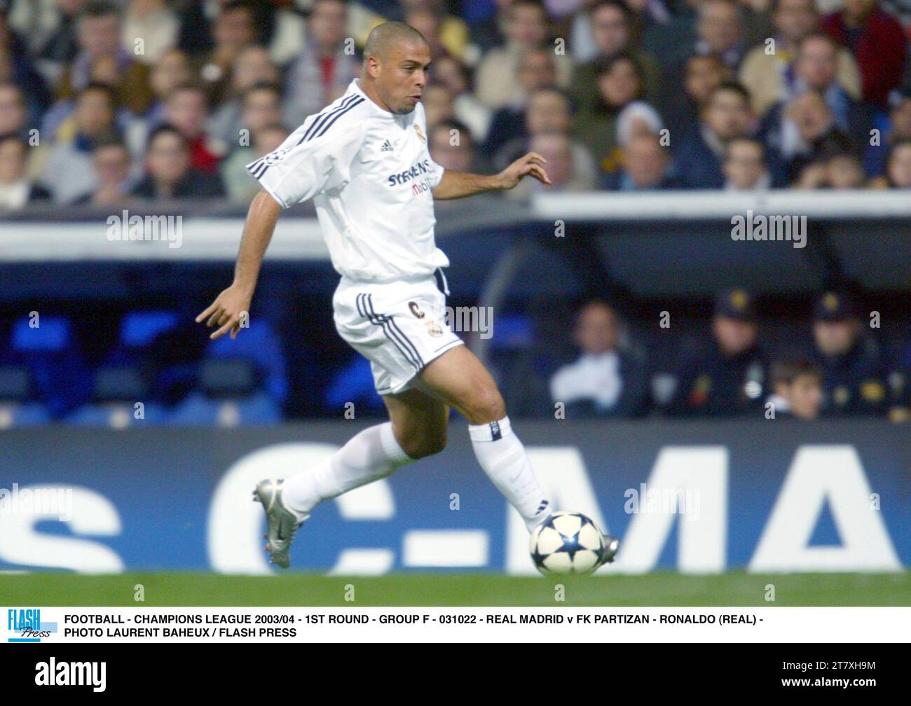 Ronaldo nazario 2004 hires stock photography and images Alamy