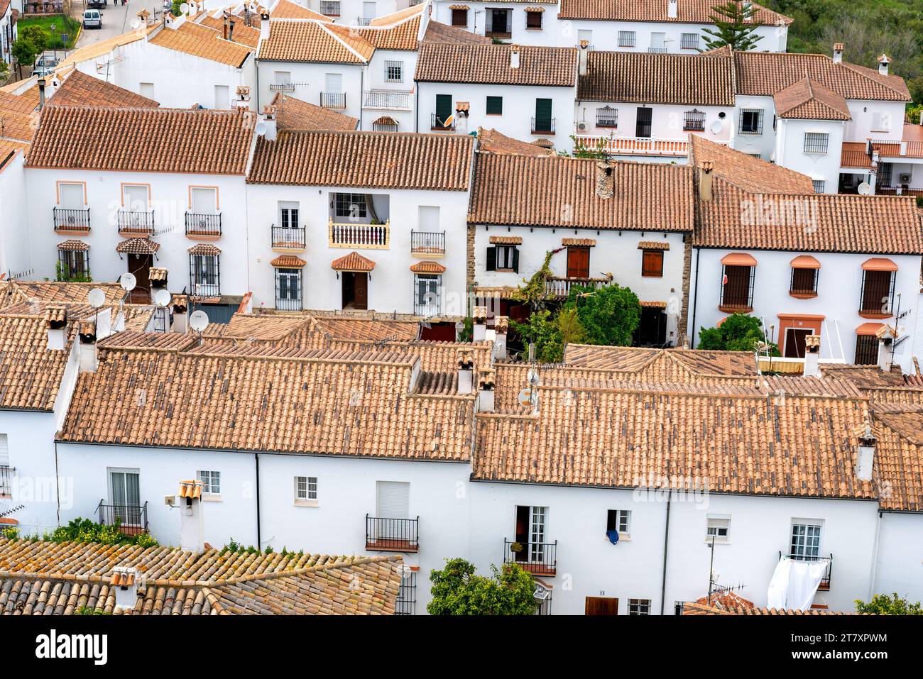Traditional white houses of Zahara de la Sierra in Pueblos Blancos ...