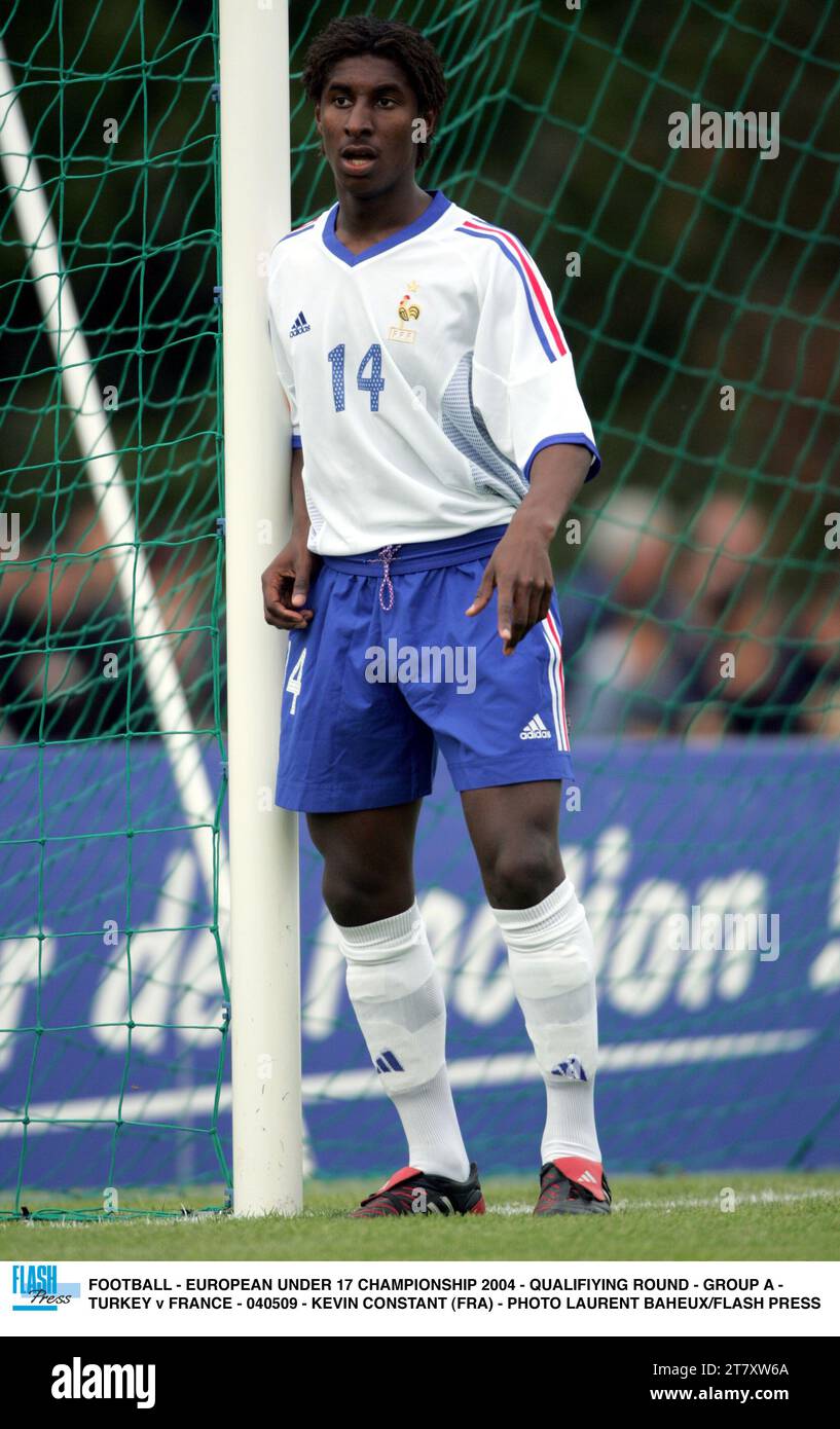 FOOTBALL - EUROPEAN UNDER 17 CHAMPIONSHIP 2004 - QUALIFIYING ROUND - GROUP A - TURKEY v FRANCE - 040509 - KEVIN CONSTANT (FRA) - PHOTO LAURENT BAHEUX/FLASH PRESS Stock Photo