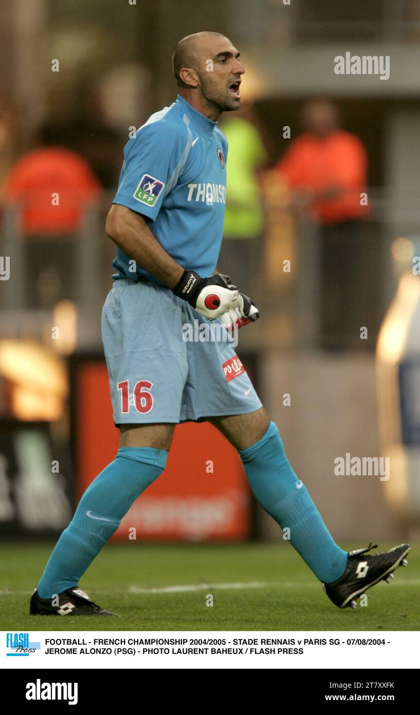 FOOTBALL - FRENCH CHAMPIONSHIP 2004/2005 - STADE RENNAIS v PARIS SG - 07/08/2004 - JEROME ALONZO (PSG) - PHOTO LAURENT BAHEUX / FLASH PRESS Stock Photo