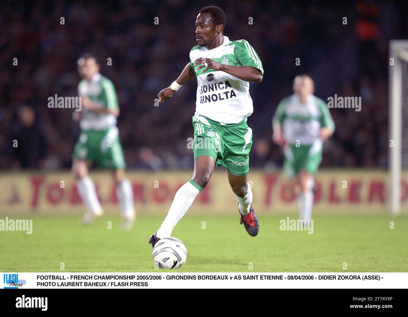 FOOTBALL - FRENCH CHAMPIONSHIP 2005/2006 - GIRONDINS BORDEAUX v AS SAINT ETIENNE - 08/04/2006 - DIDIER ZOKORA (ASSE) - PHOTO LAURENT BAHEUX / FLASH PRESS Stock Photo