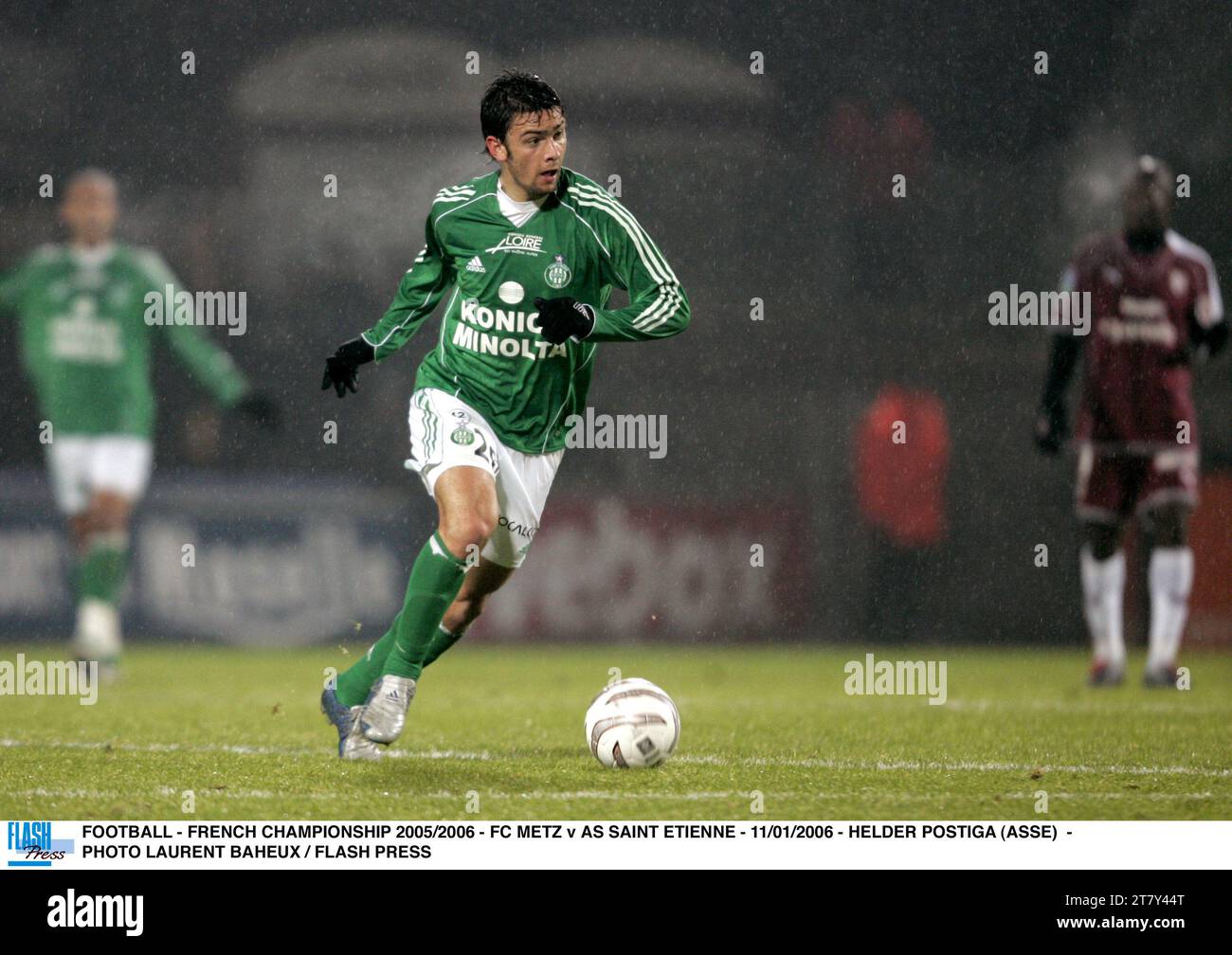 FOOTBALL - FRENCH CHAMPIONSHIP 2005/2006 - FC METZ v AS SAINT ETIENNE - 11/01/2006 - HELDER POSTIGA (ASSE) - PHOTO LAURENT BAHEUX / FLASH PRESS Stock Photo