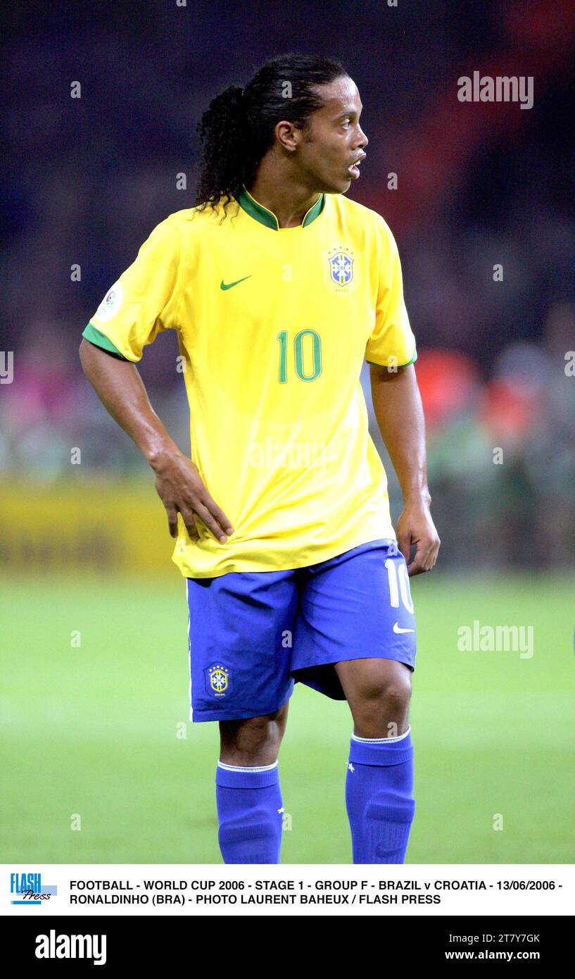 Ronaldinho brazil world cup hi-res stock photography and Ronaldinho brazil world cup hi-res stock photography and