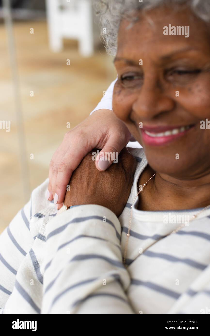 Female african american woman hi-res stock photography and images - Alamy