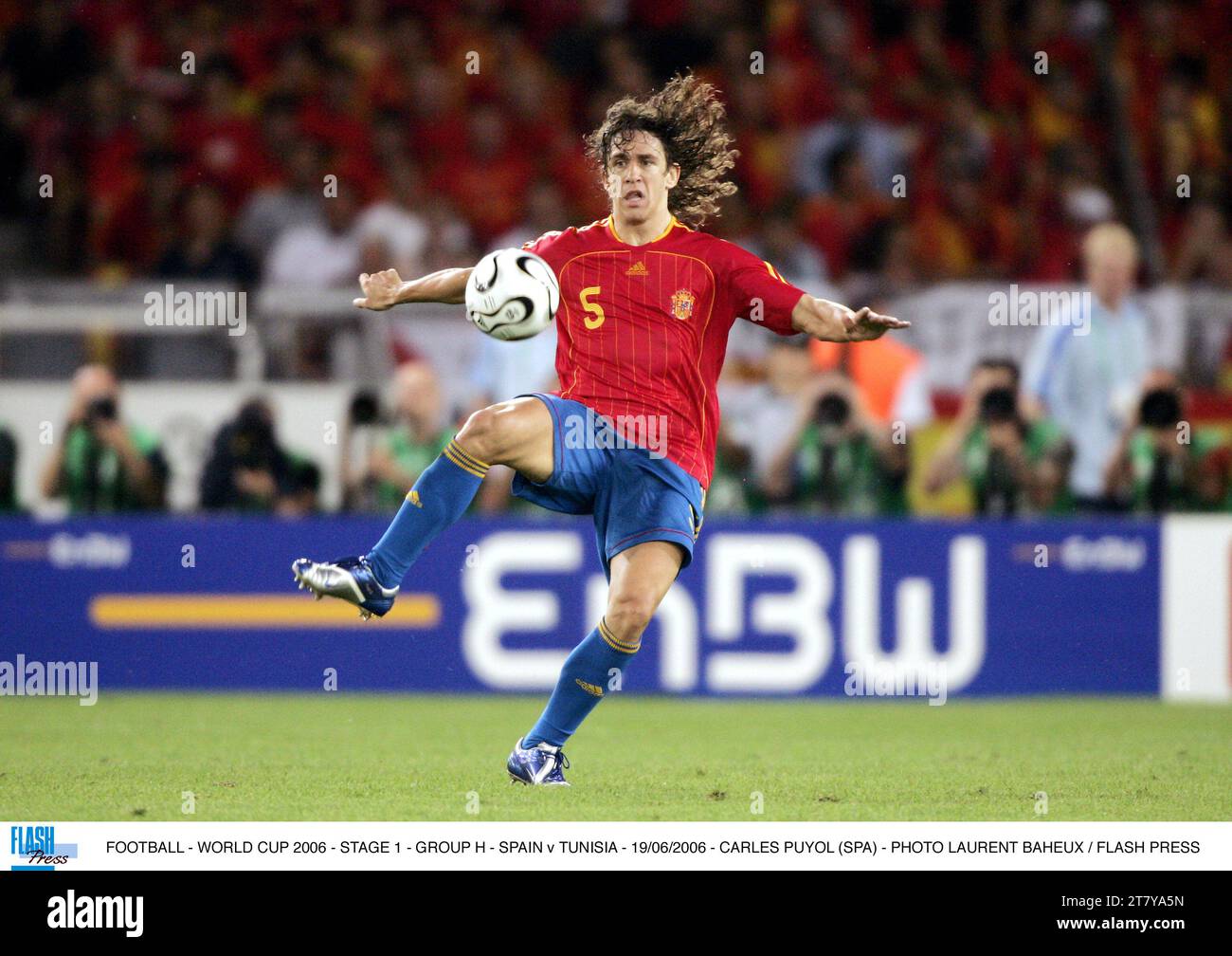 FOOTBALL - WORLD CUP 2006 - STAGE 1 - GROUP H - SPAIN v TUNISIA - 19/06/2006 - CARLES PUYOL (SPA) - PHOTO LAURENT BAHEUX / FLASH PRESS Stock Photo
