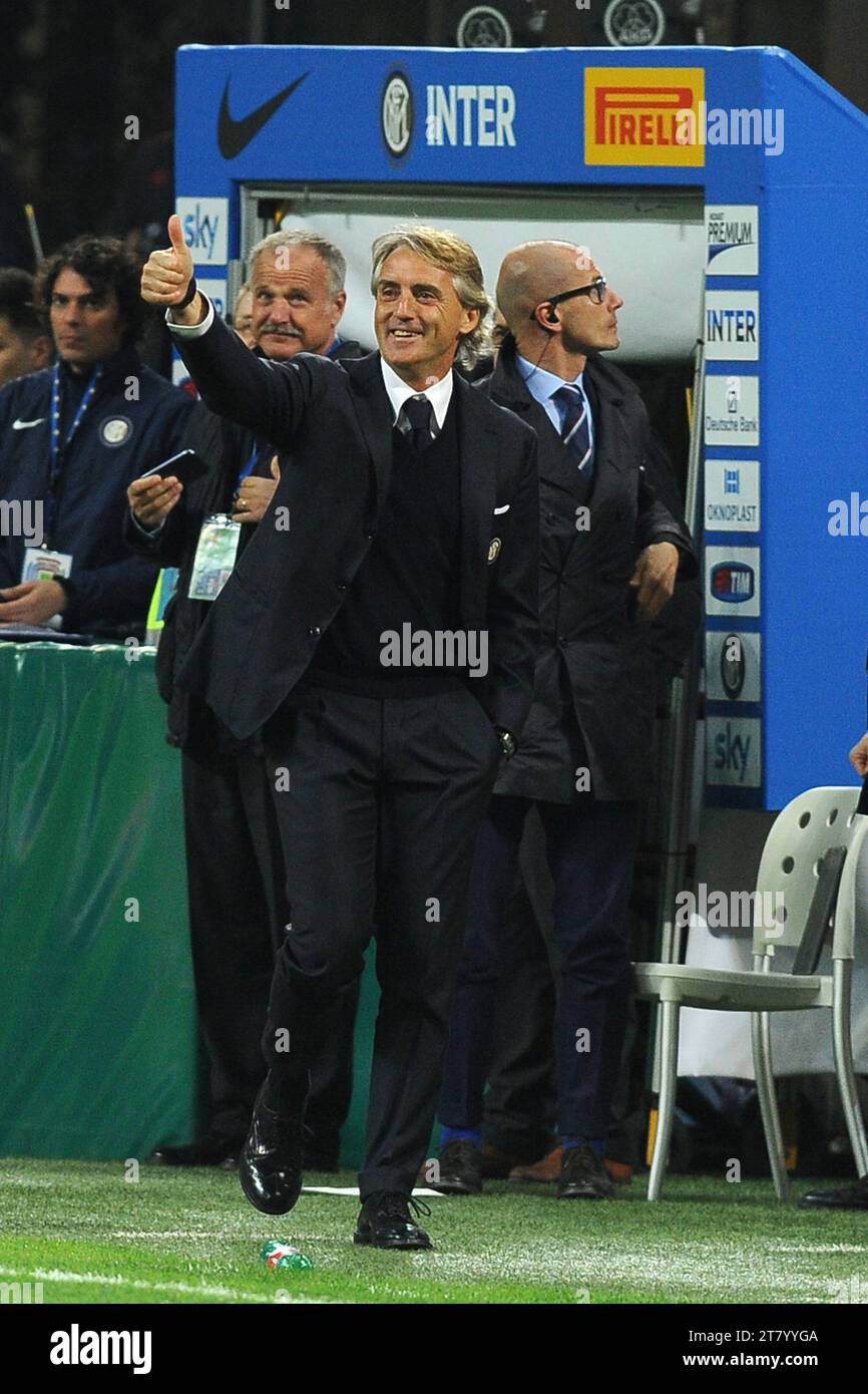 Luca banti referee hi-res stock photography and images - Alamy