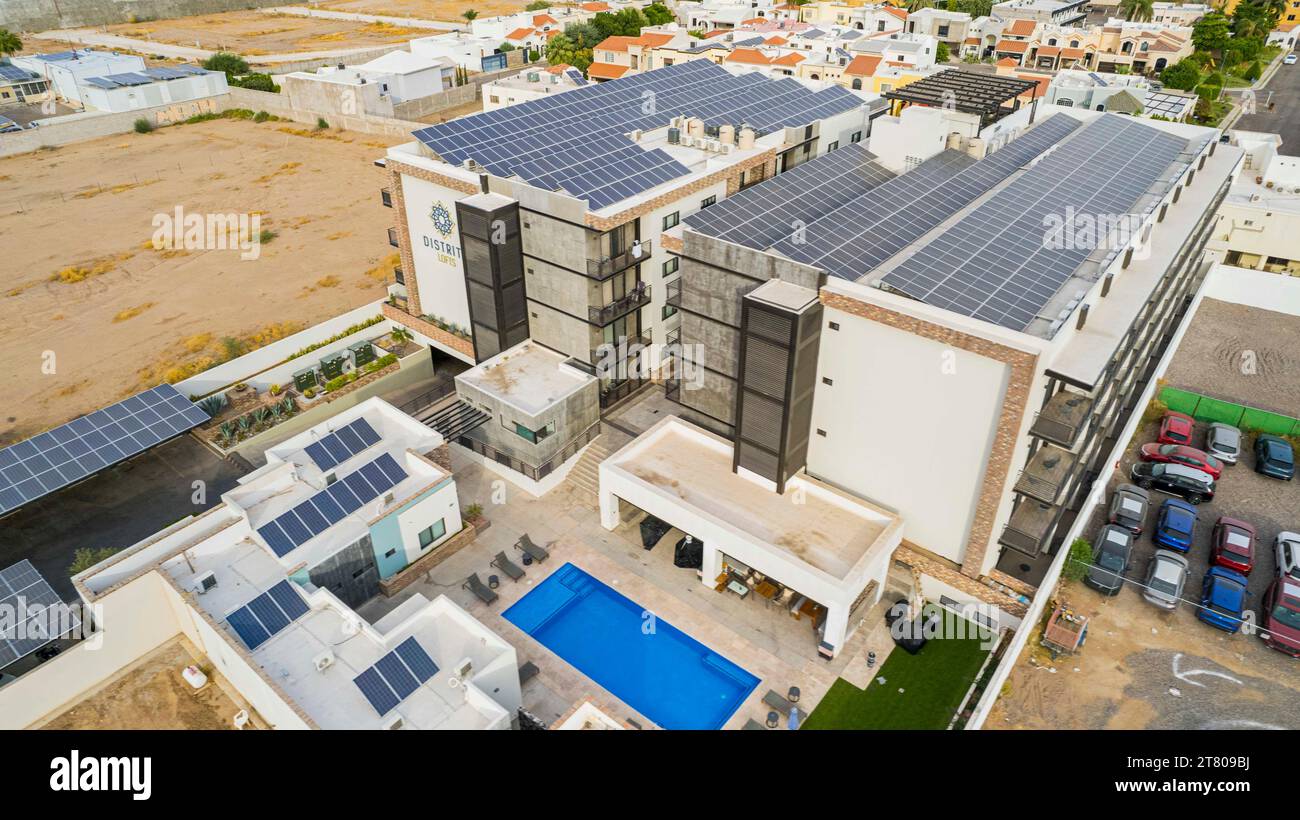 Ciudad de paneles solares hi-res stock photography and images - Alamy