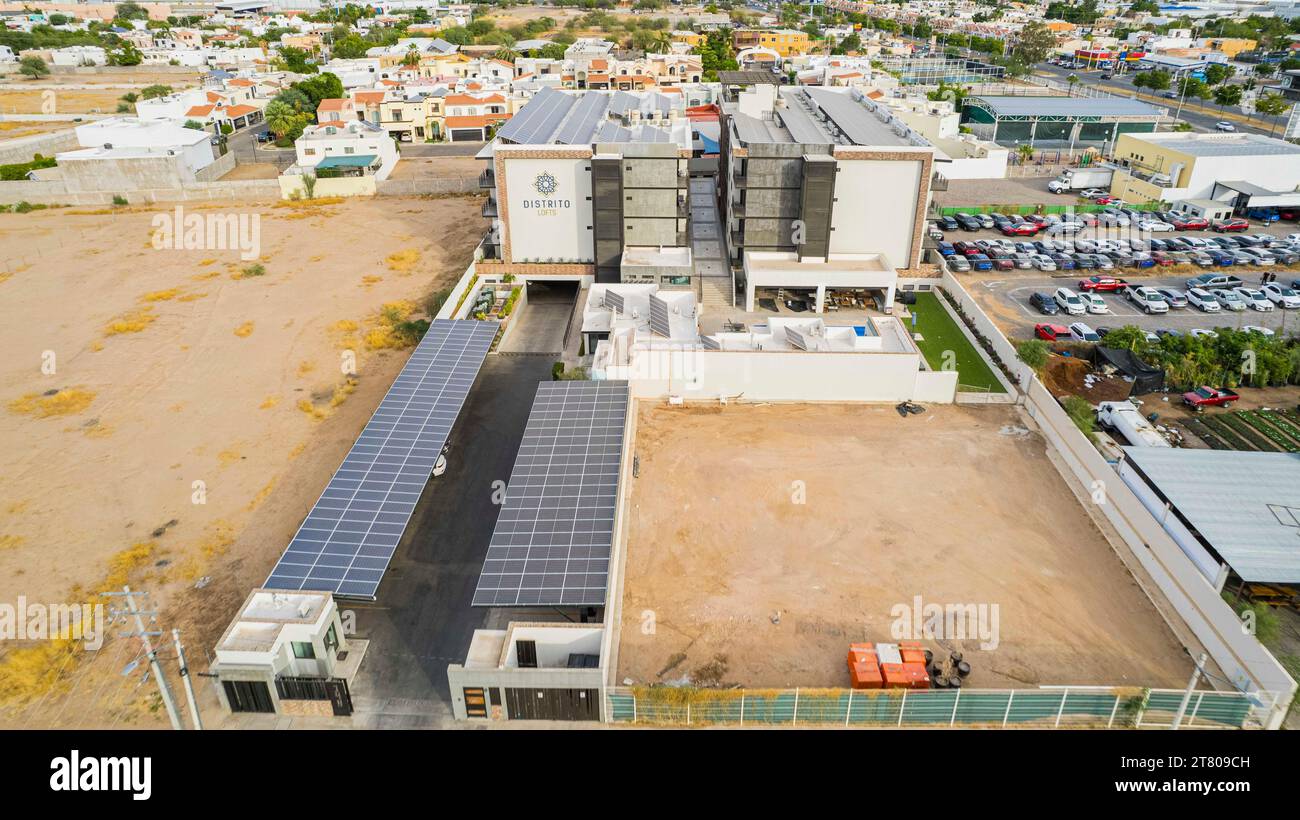 Banco de paneles solares hi-res stock photography and images - Alamy