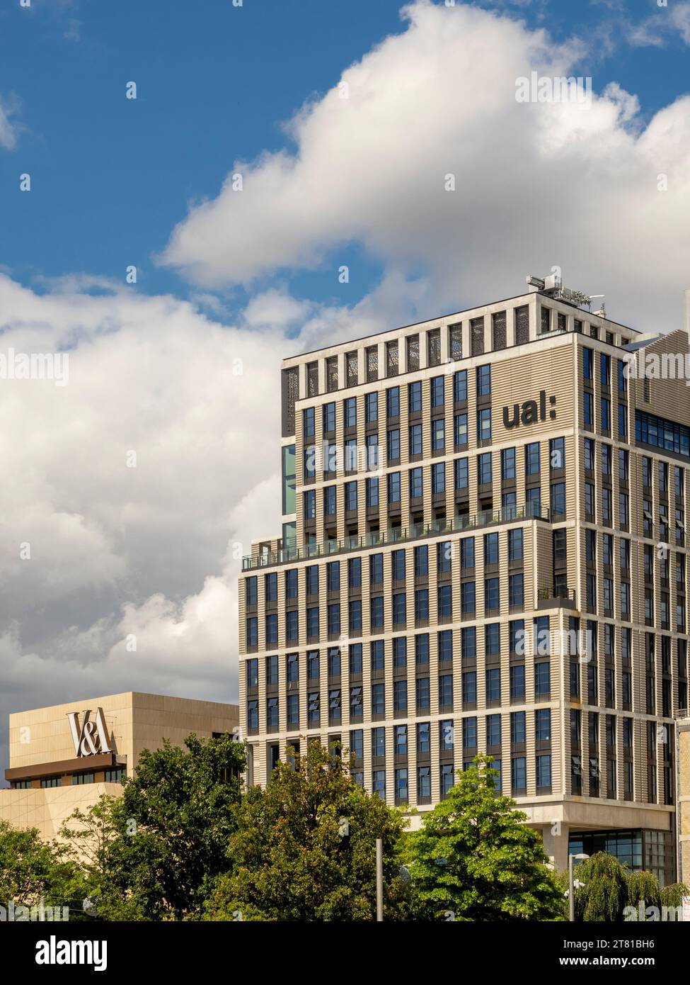 UAL: London College of Fashion situated next to V&A East in the Olympic Park, Stratford, London, UK. Stock Photo