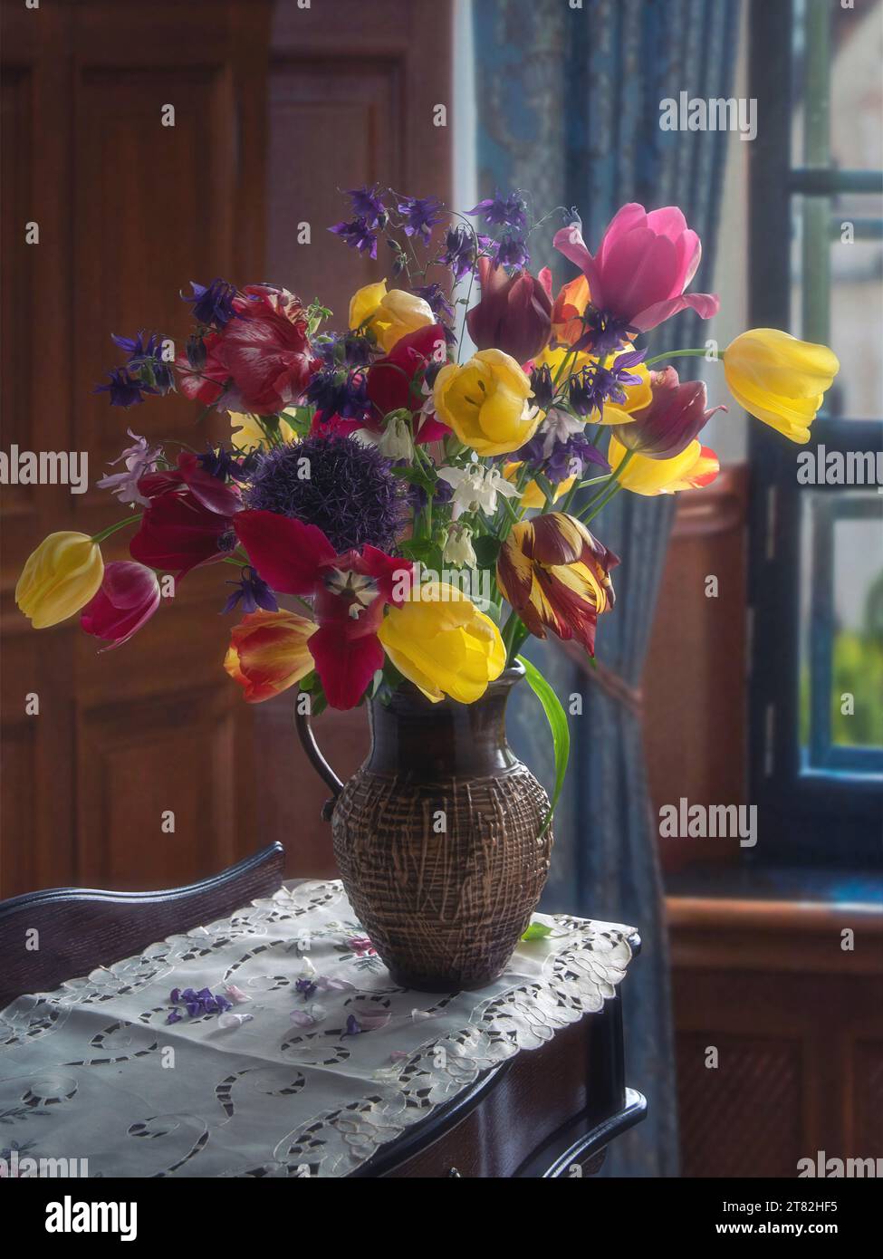 Still life with bouquet of flowers Stock Photo - Alamy