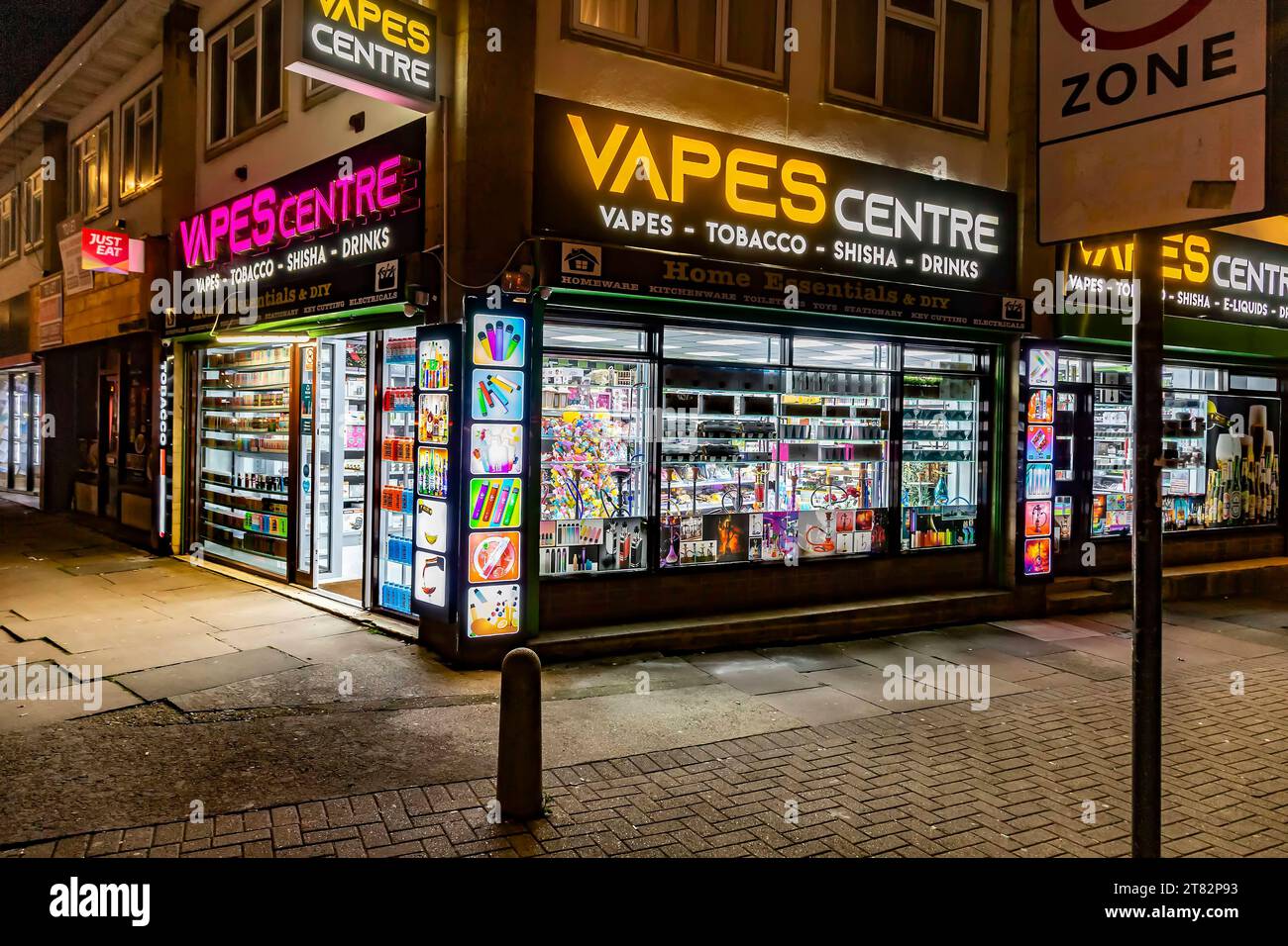 Vapes shop uk hi-res stock photography and images - Alamy Vapes shop uk hi-res stock photography and images - Alamy