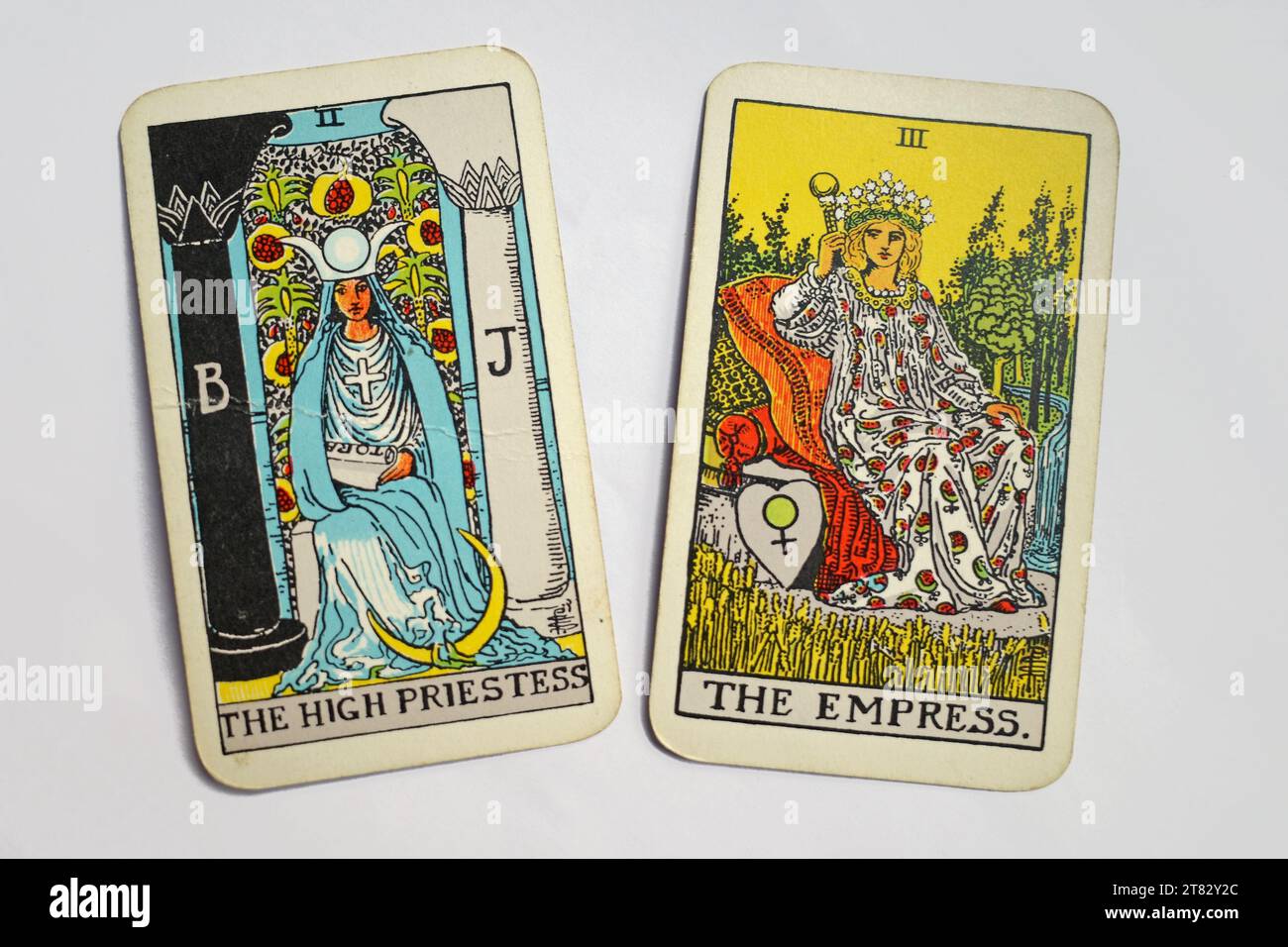 The High Priestess and the Empress. Two Rider Waite tarot cards from the Major Arcana Stock Photo