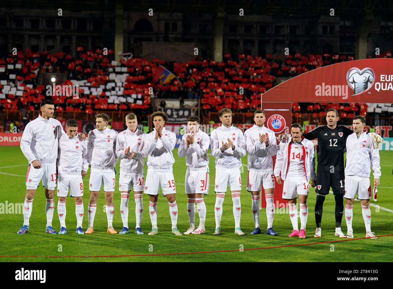 Wales Players Sing The National Anthem Ahead Of The UEFA Euro 2024   Wales Players Sing The National Anthem Ahead Of The Uefa Euro 2024 Qualifying Group D Match At The Vazgen Sargsyan Republican Stadium Yerevan Picture Date Saturday November 18 2023 2T8413G 