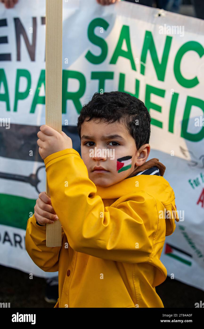 Belfast, UK. 18th Nov, 2023. Ireland-Palestine Solidarity Campaign