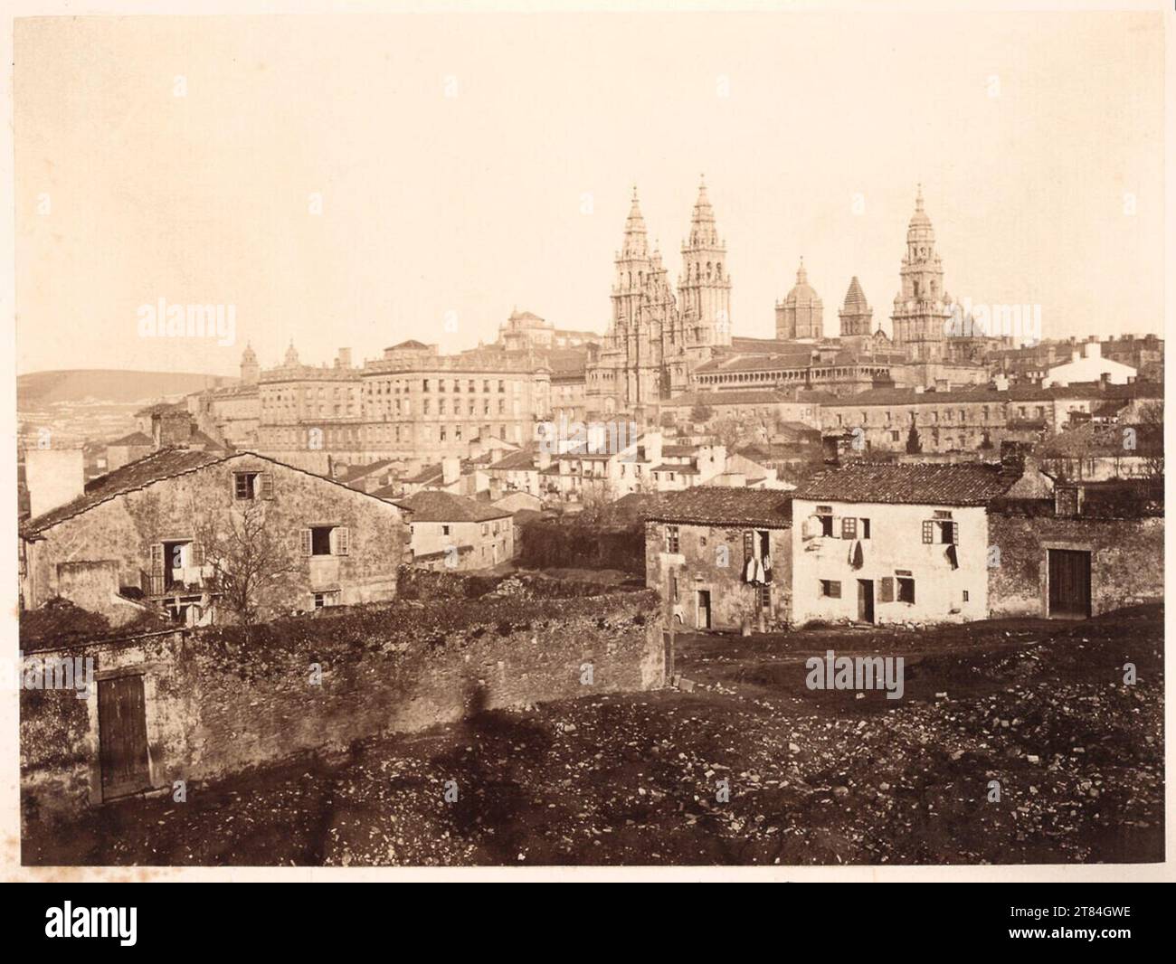 Charles Thurston Thompson Santiago de Compostela: General View of the Cathedral and Adjoining Buildings. Albumin paper, on the box box Aufnahme zwischen 27. Juli und 3. September 1866 Stock Photo