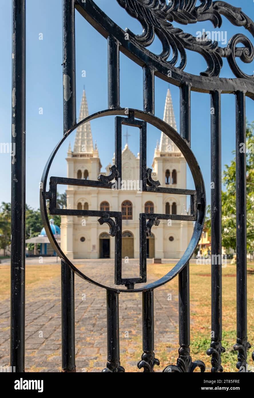 Iron gate, Santa Cruz Cathedral Basilica, Fort Kochi, Cochin, Kerala, India Stock Photo