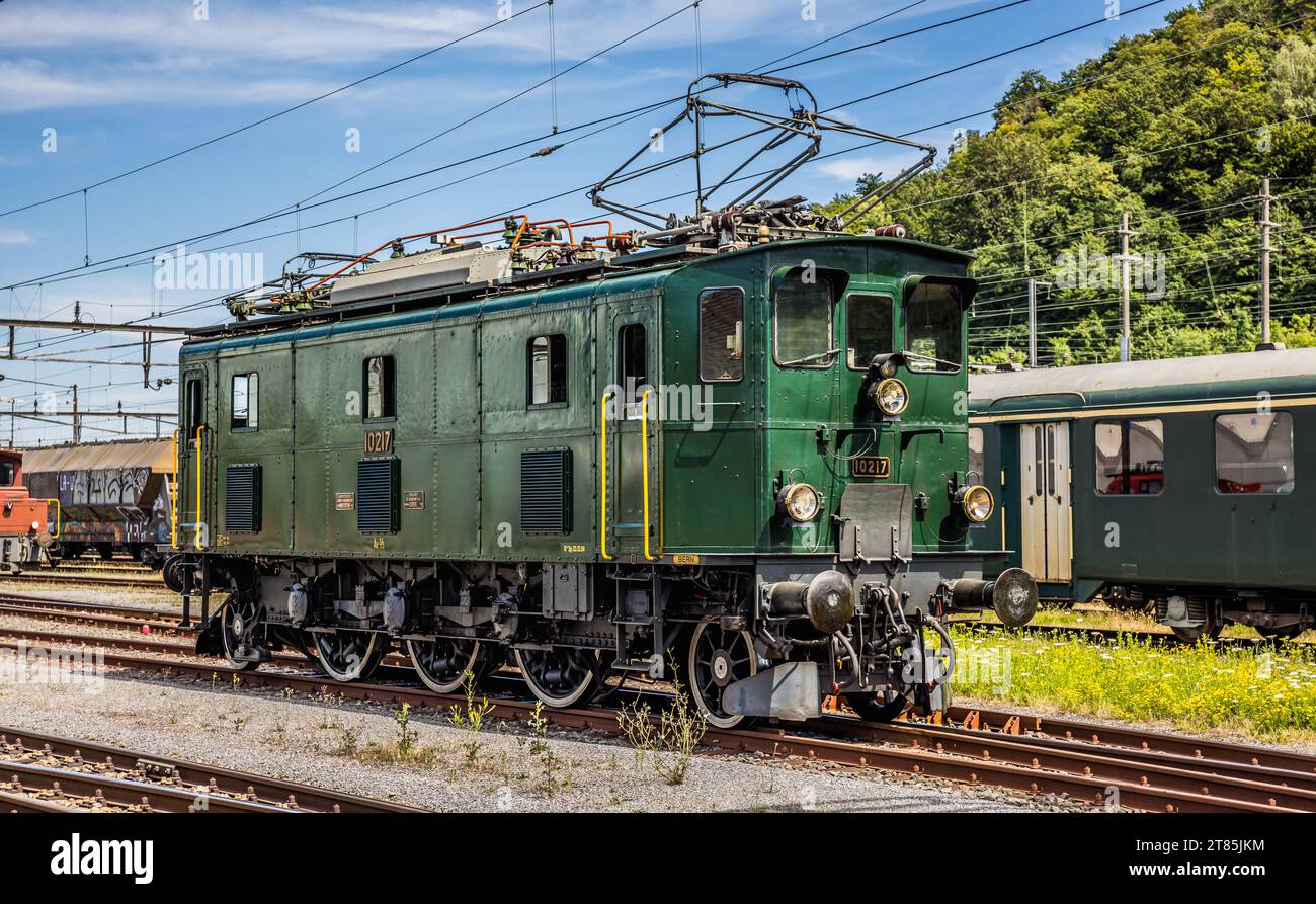 METROPOLITAN : LOCO Ae 4/7 des SBB / CFF . N° 10973