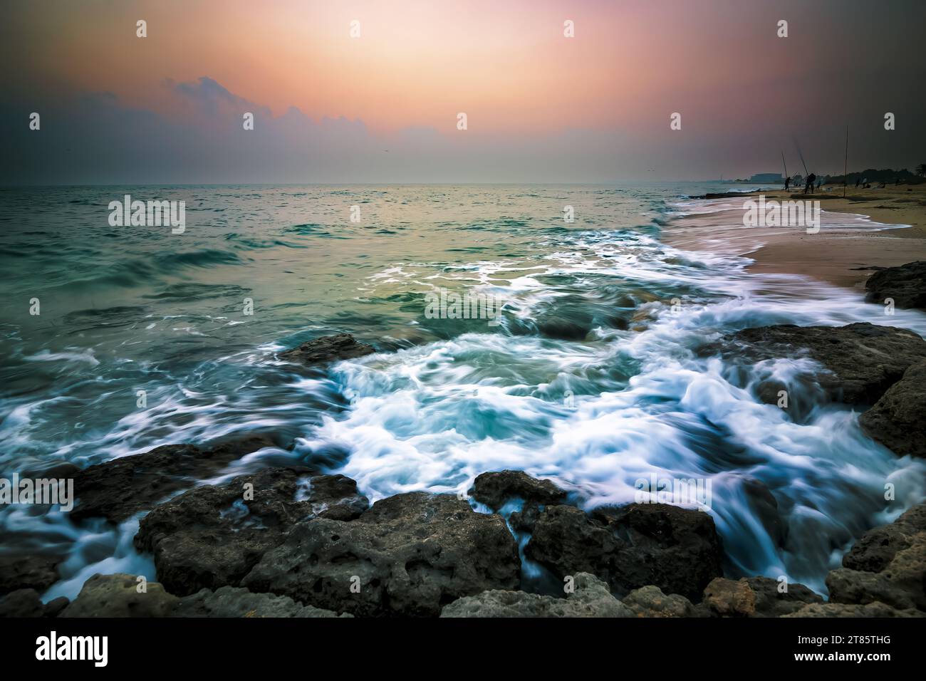 RAS TANURA Beach is a popular destination near Jubail city, Saudi ...