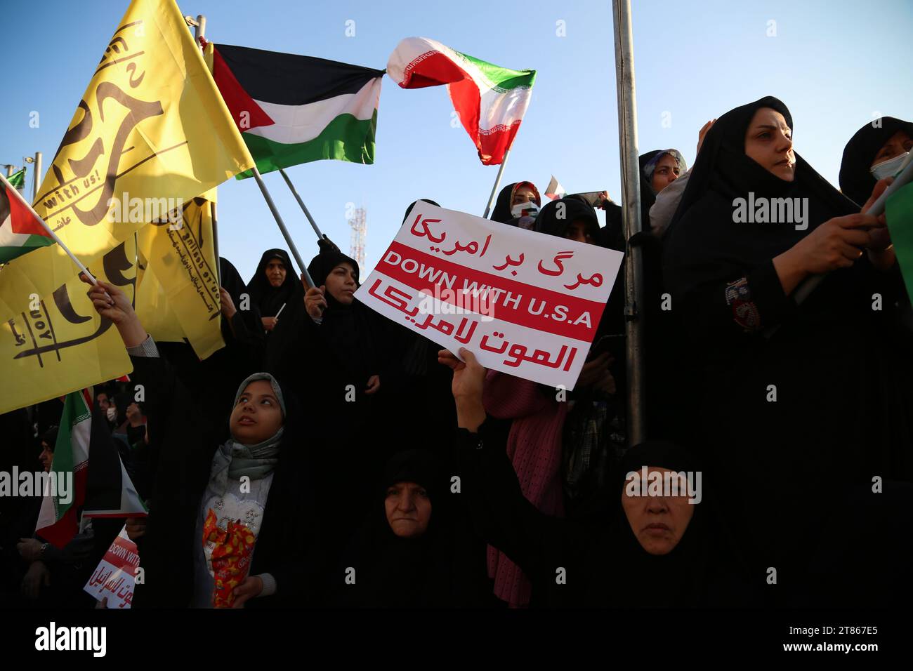 Enclave Woman Tehran, Iran. 18th Nov, 2023. Iranian veiled women attend an anti ...