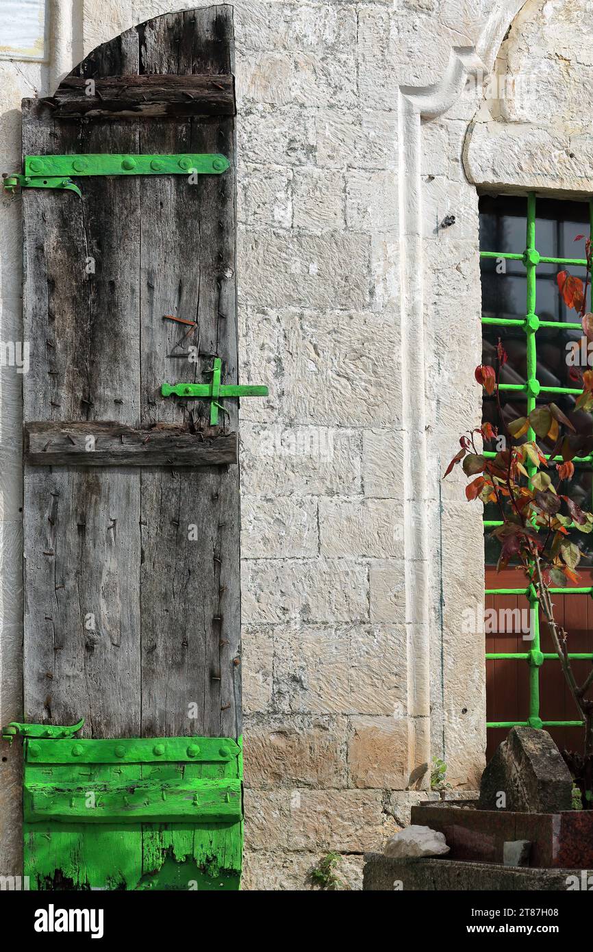 051 Door leaf, window grid, Dollma Tekke or Hajji Mustafa Baba Tekke, Sufi shrine belonging to the Bektashi Islamic order. Kruje-Albania. Stock Photo