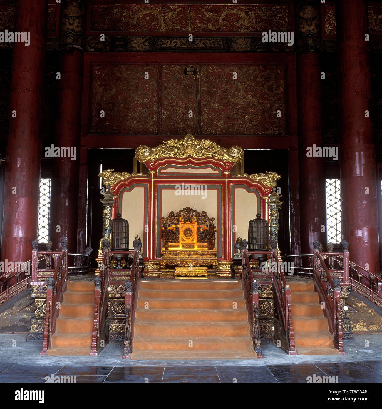 China, Beijing: Gugong (Imperial Palace), Throne in the Hall of the Preservation of Harmony (Bao he Dian), Hall of the Preservation of Harmony (Baohe Stock Photo