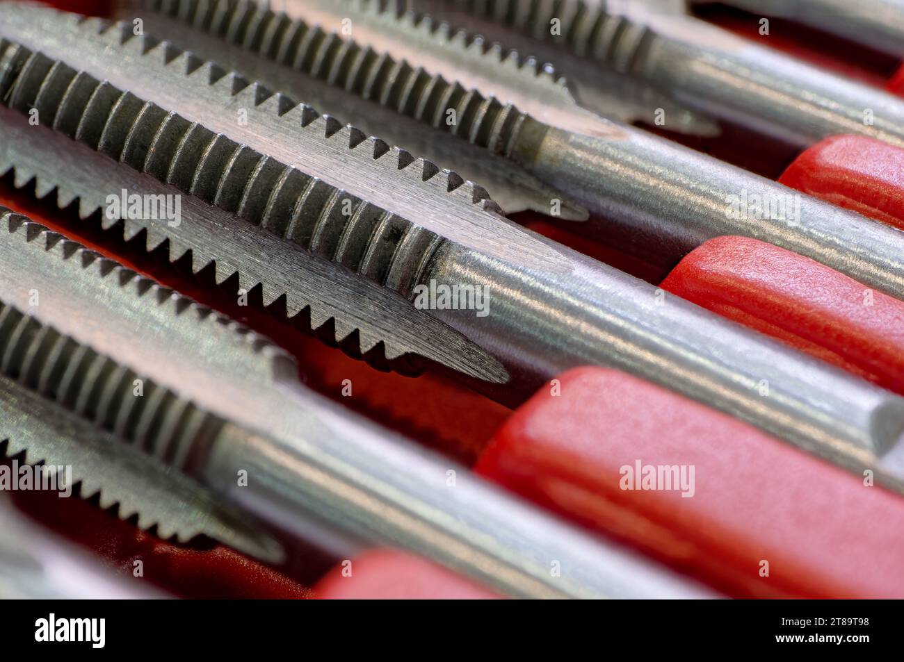 Thread of screw hi-res stock photography and images - Alamy
