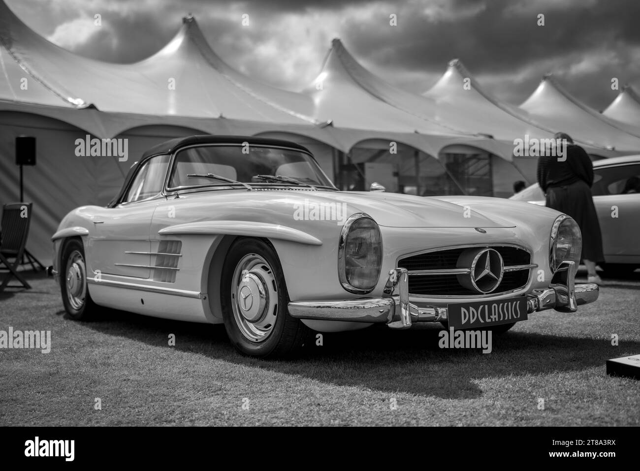 Mercedes 300 SL, on display at the Salon Privé Concours d’Elégance motor show held at Blenheim Palace. Stock Photo