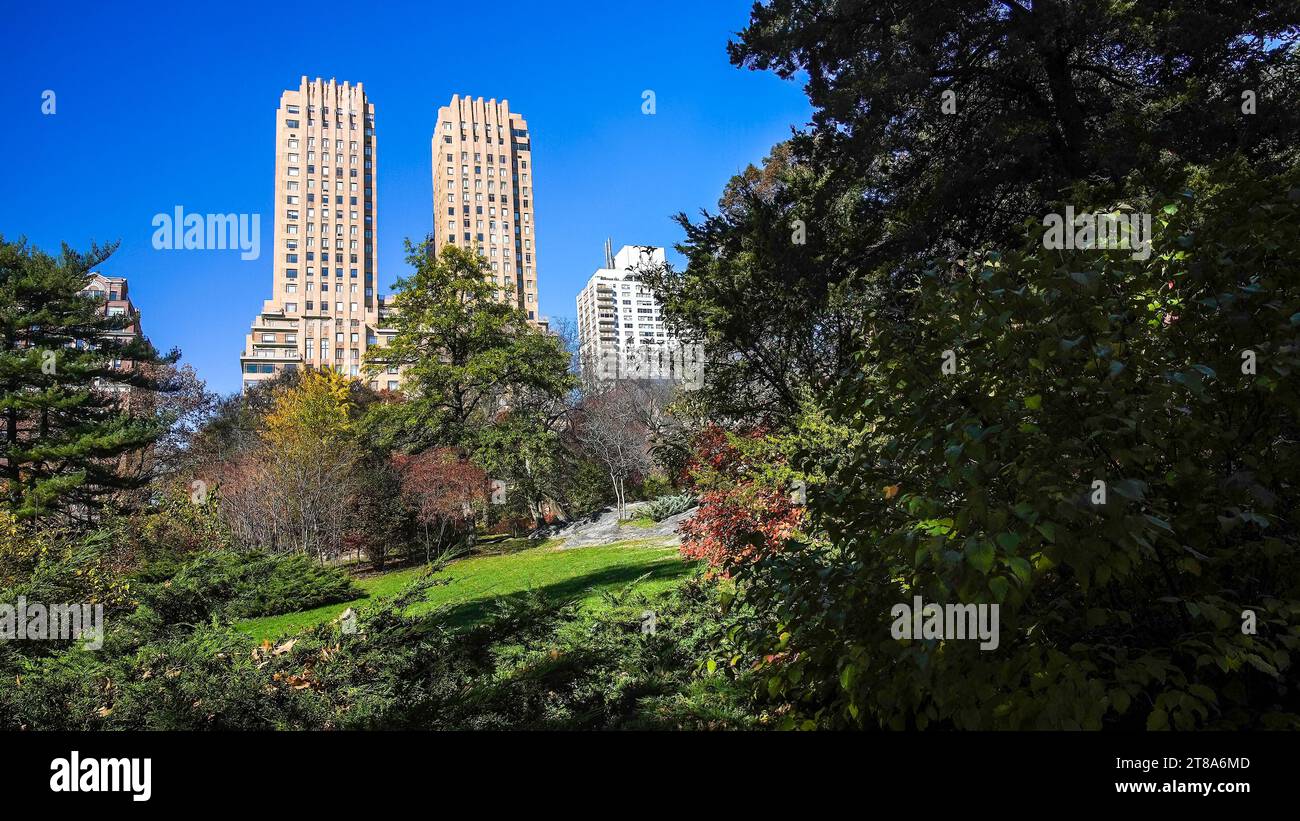 NEW YORK, NY, USA NOVEMBER 16, 2023 Majestic Apartments view from