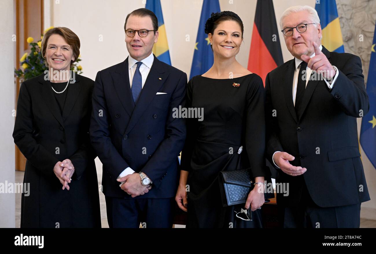 Daniel 2nd right hi-res stock photography and images - Page 10 - Alamy